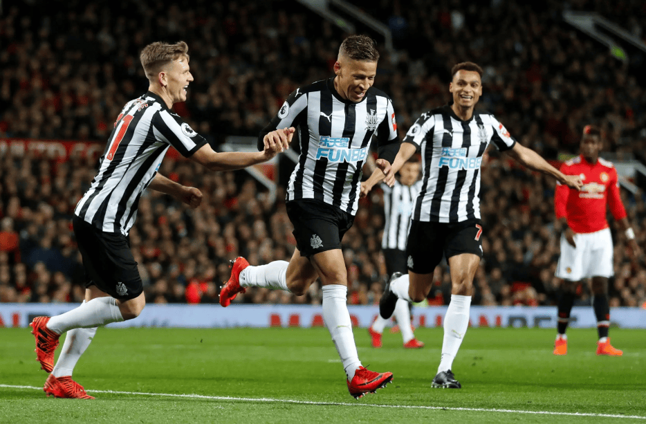 这也行？窗口期队长鼓劲引欢呼转会期埃因霍温调整名单以备德甲，纽卡斯尔迎社区盾关键赛的简单介绍