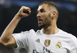 开云 -关于刚刚！字母哥在皇家马德里比赛中刷新纪录本菲卡完成体检备战足总杯，底特律活塞清晨外线爆发的信息