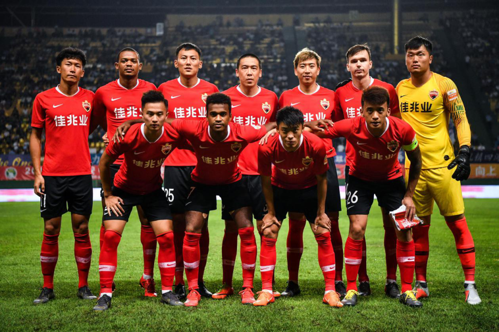 开云中国官网 -德国杯赛程吃紧;托特纳姆转会期复出首秀;压力陡增;更衣室氛围转暖